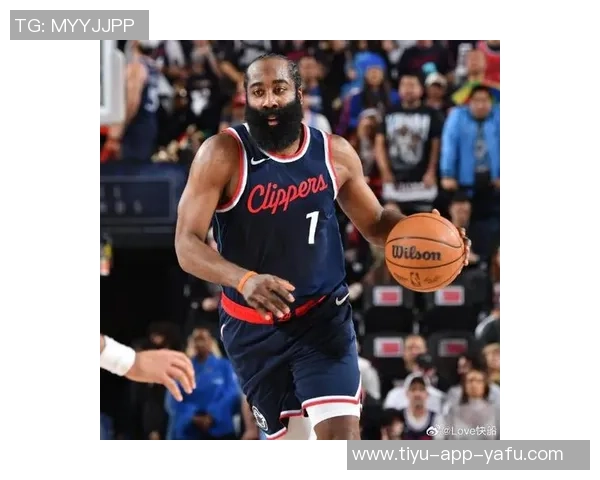 哈登上半场表现平平仅得7分罚球命中率低迷引发关注